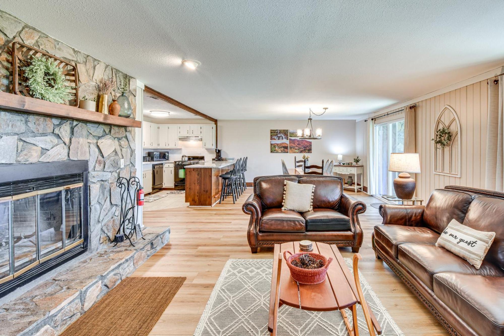Newly Renovated Sky Valley Condo With Mountain Views 외부 사진