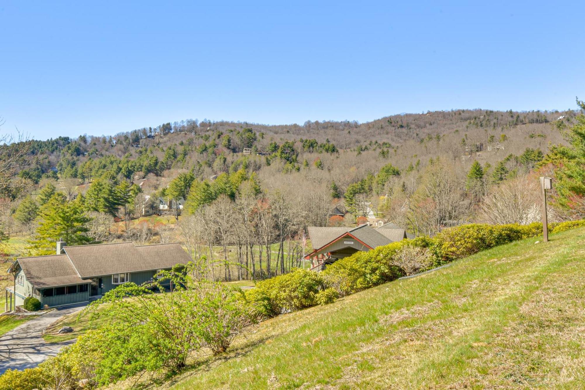 Newly Renovated Sky Valley Condo With Mountain Views 외부 사진
